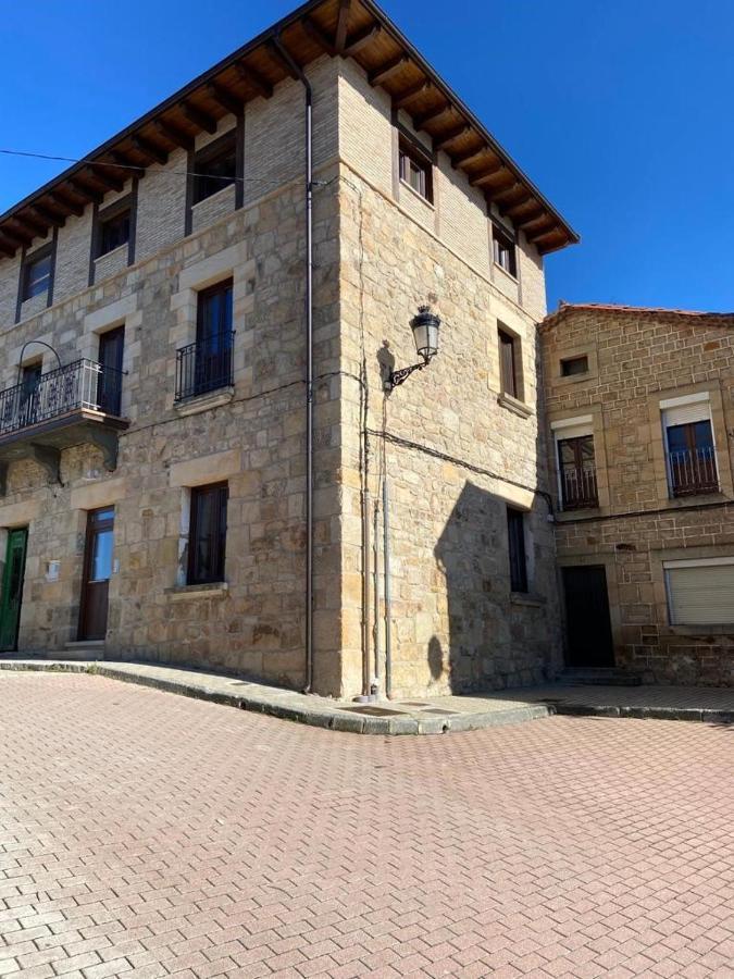 Apartamentos Rurales La Plaza 2 Duruelo de la Sierra Extérieur photo