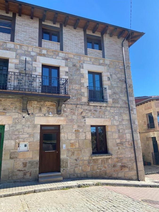 Apartamentos Rurales La Plaza 2 Duruelo de la Sierra Extérieur photo