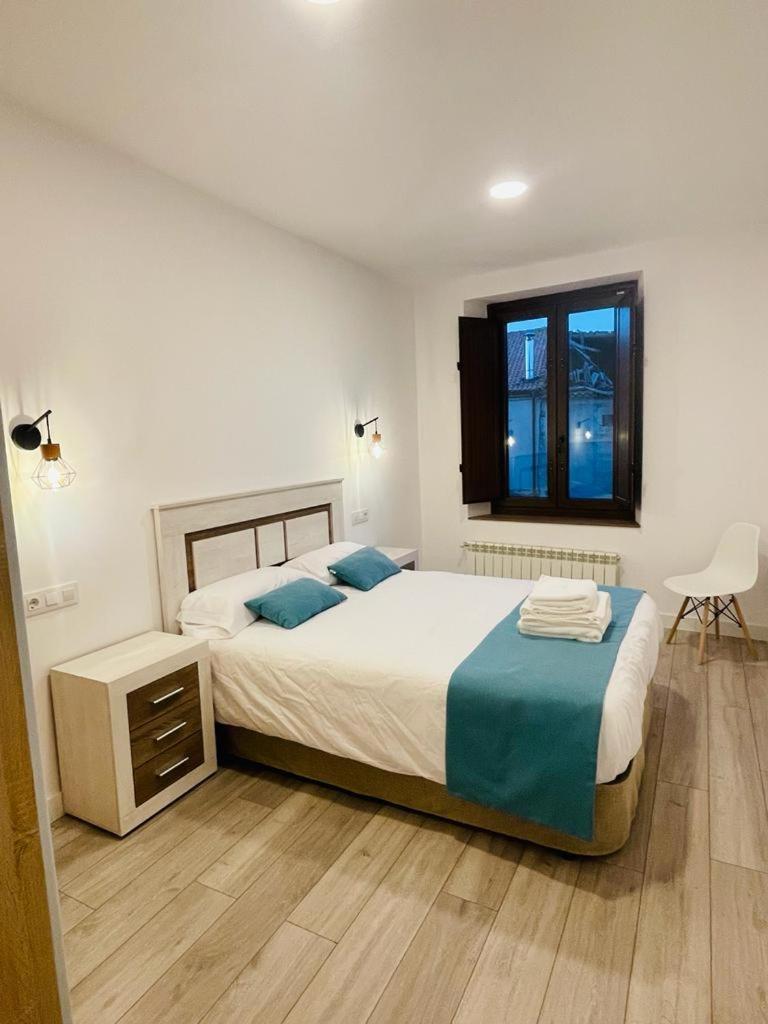 Apartamentos Rurales La Plaza 2 Duruelo de la Sierra Extérieur photo